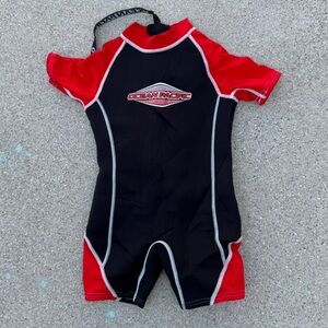Ocean Pacific Kids Size 6 Neoprene Shortie Wetsuit in Black and Red -Zipper Pull